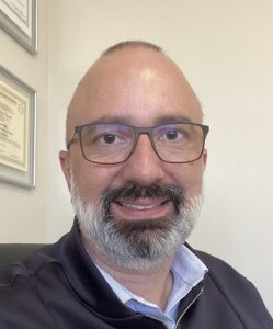 Dr. Marcello Faria Regueira Alves